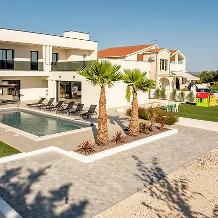 Awesome In Tatil Evi Sikovo